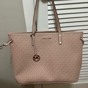 Michael Kors Tote